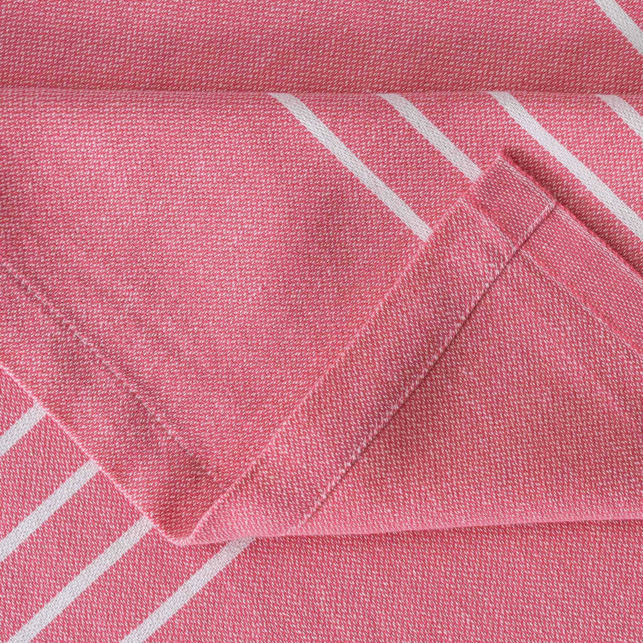 #color_hot pink - lucy