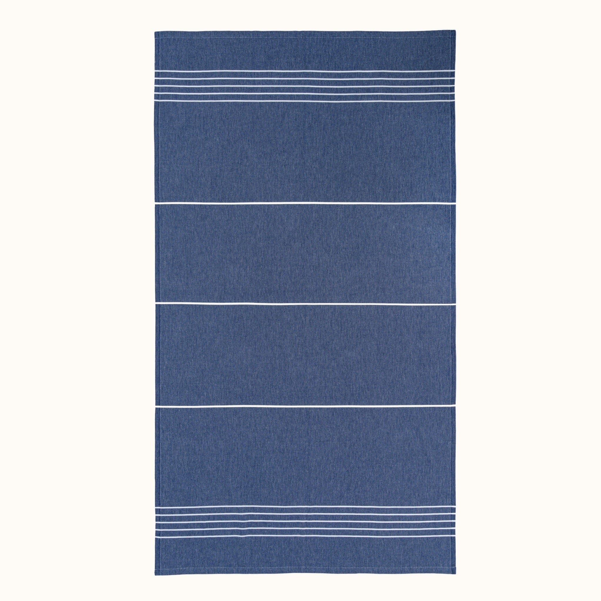 #color_navy blue - lucy