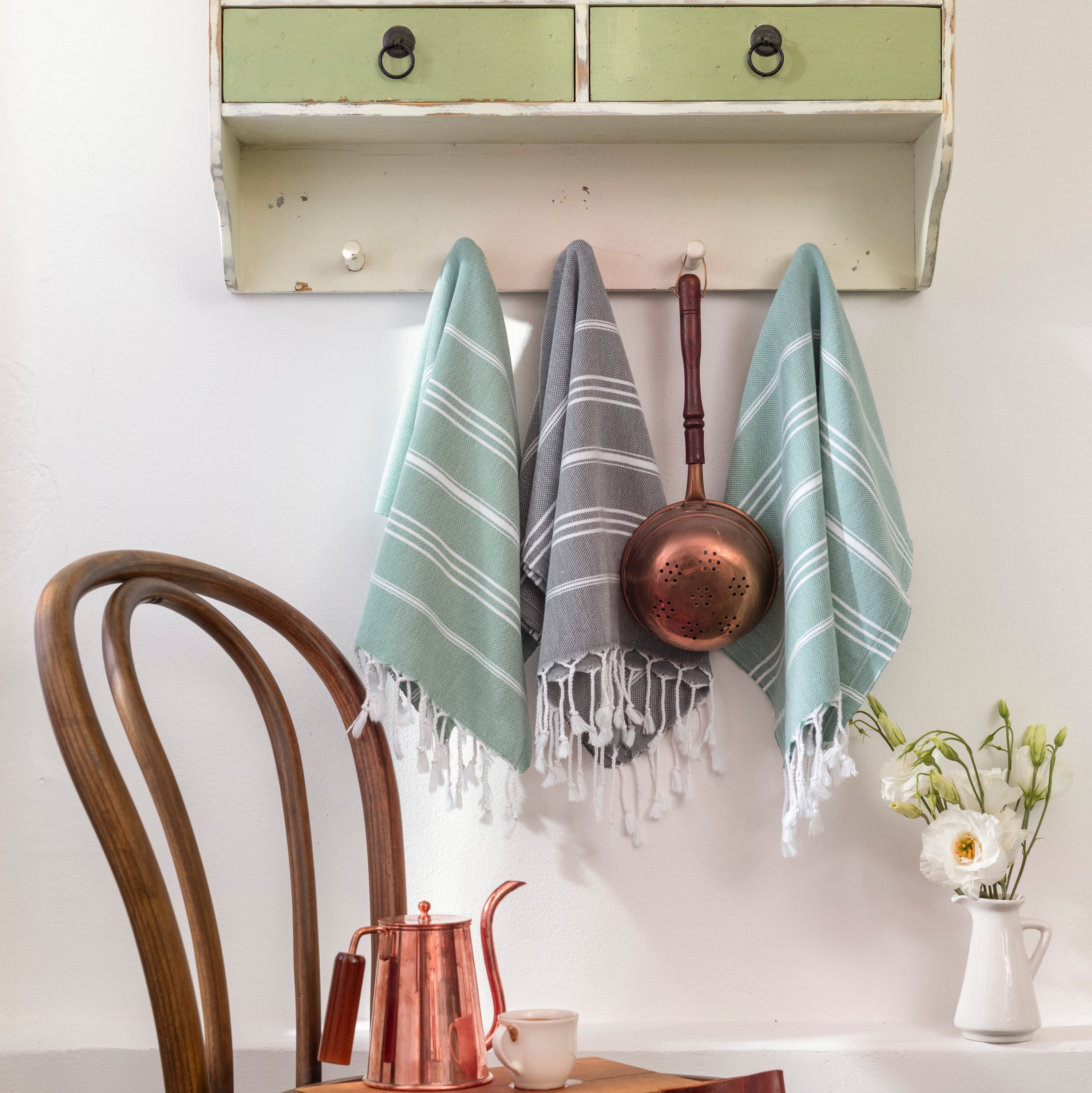 Surprise Color - Turkish Hand Towels (Set of 2)